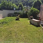 Familial Aux Portes De Foix 