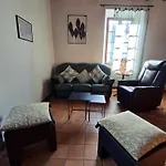 Familial Aux Portes De Foix 