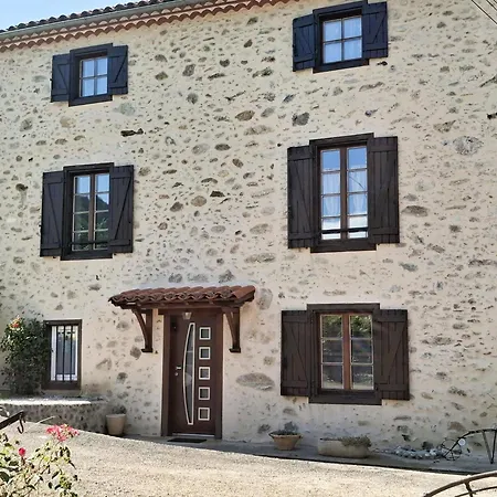 Familial Aux Portes De Foix 