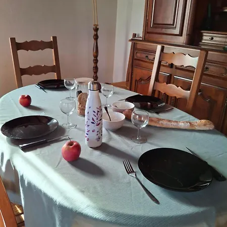 Familial Aux Portes De Foix 